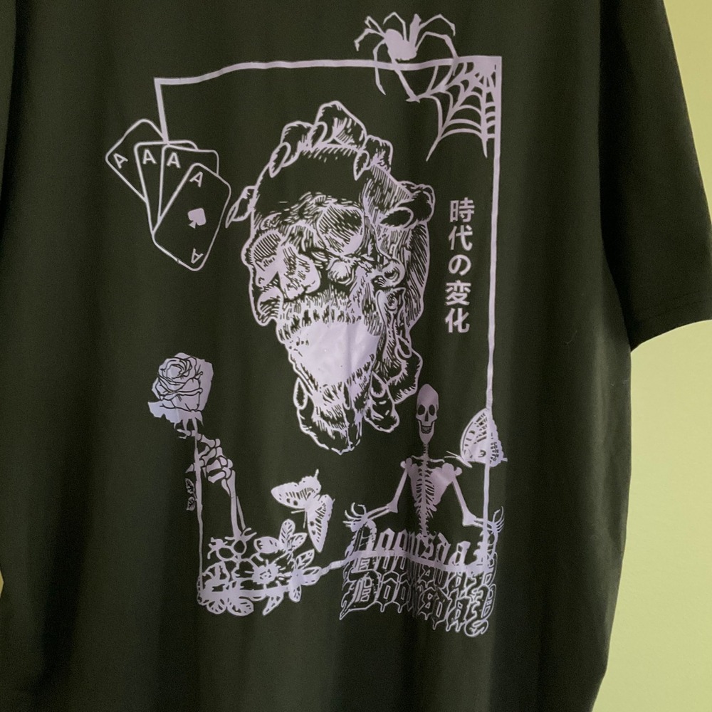 Romwe XXL BLK Graphic Tee Anatomical Heart Skeleton Japanese Kanji Grunge Goth - Picture 6 of 9